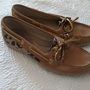 Sperry top Sider leopard print boat shoes